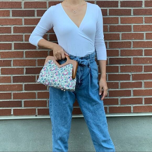 Handmade Large Genuine Printed Floral Leather Wooden Frame Bag with Small Purse - Picture 2 of 16